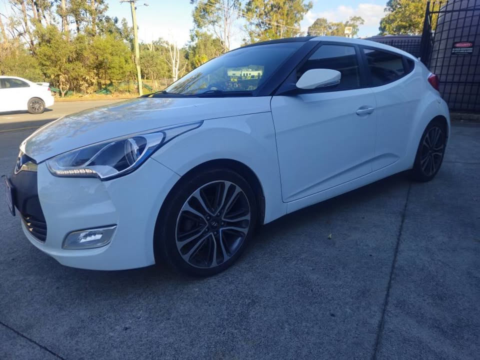 2015 Hyundai Veloster Sports Coupe