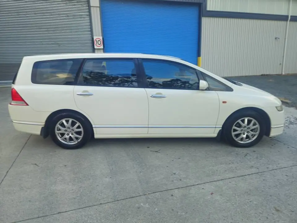 19-06-20026-2005-honda-oddessy-automatic-006.webp