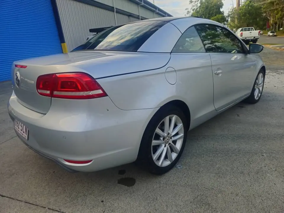 19-06-2026-2011-vw-eos-convertible-auto-005.webp