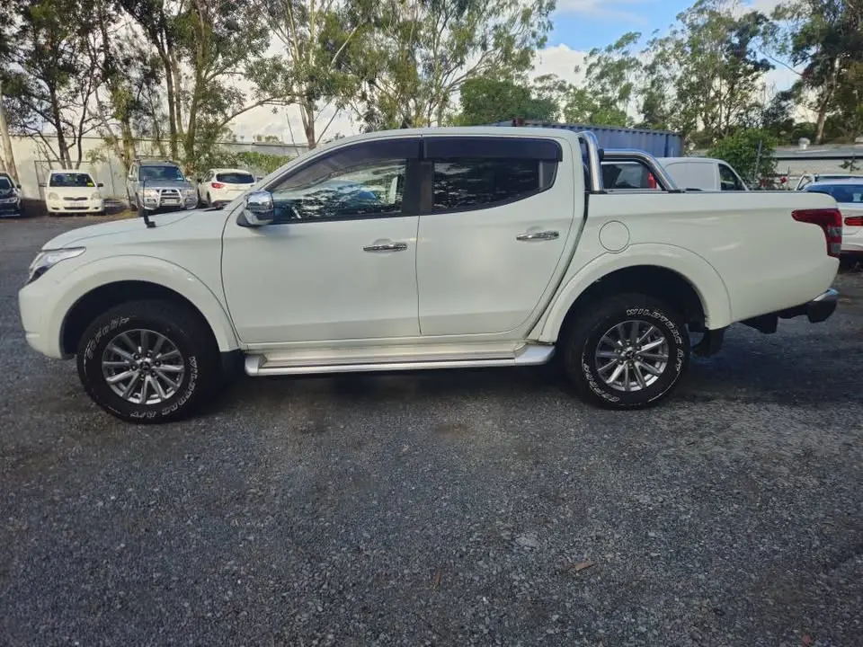 23-06-2026-2017-mitsubishi-triton-gls-manual-005.webp