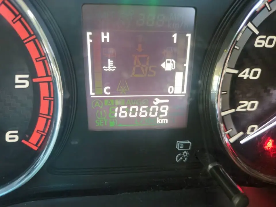 23-06-2026-2017-mitsubishi-triton-gls-manual-013.webp