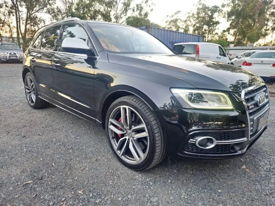 23-06-2026-audi-q5-sline-001.webp