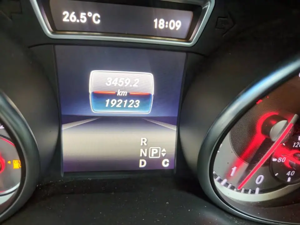 23-06-2026-mercedes-gla-250-auto-013.webp