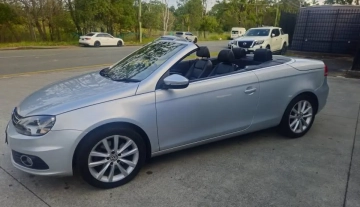 2011 Volkswagen Eos Convertible Automatic