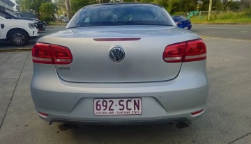 19-06-2026-2011-vw-eos-convertible-auto-011.webp