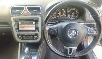 19-06-2026-2011-vw-eos-convertible-auto-012.webp