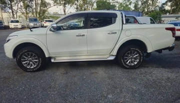 23-06-2026-2017-mitsubishi-triton-gls-manual-005.webp