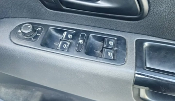23-06-2026-2019-volkswagen-amarok-v6-012.webp