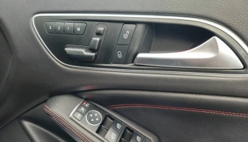 23-06-2026-mercedes-gla-250-auto-015.webp