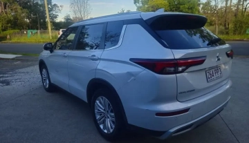 23-06-2026-mitsubishi-outlander-7seater-006.webp