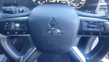 23-06-2026-mitsubishi-outlander-7seater-016.webp